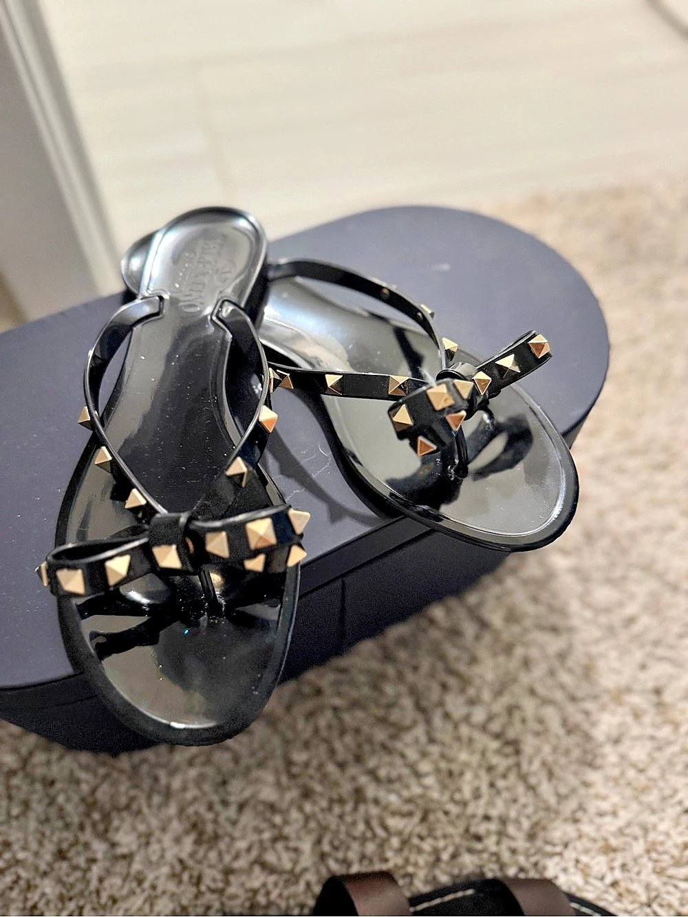 Valentino Garavani Rockstud Sandals Black size 39